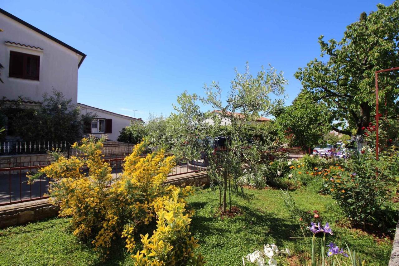 Apartment In Porec/Istrien 37093 Esterno foto