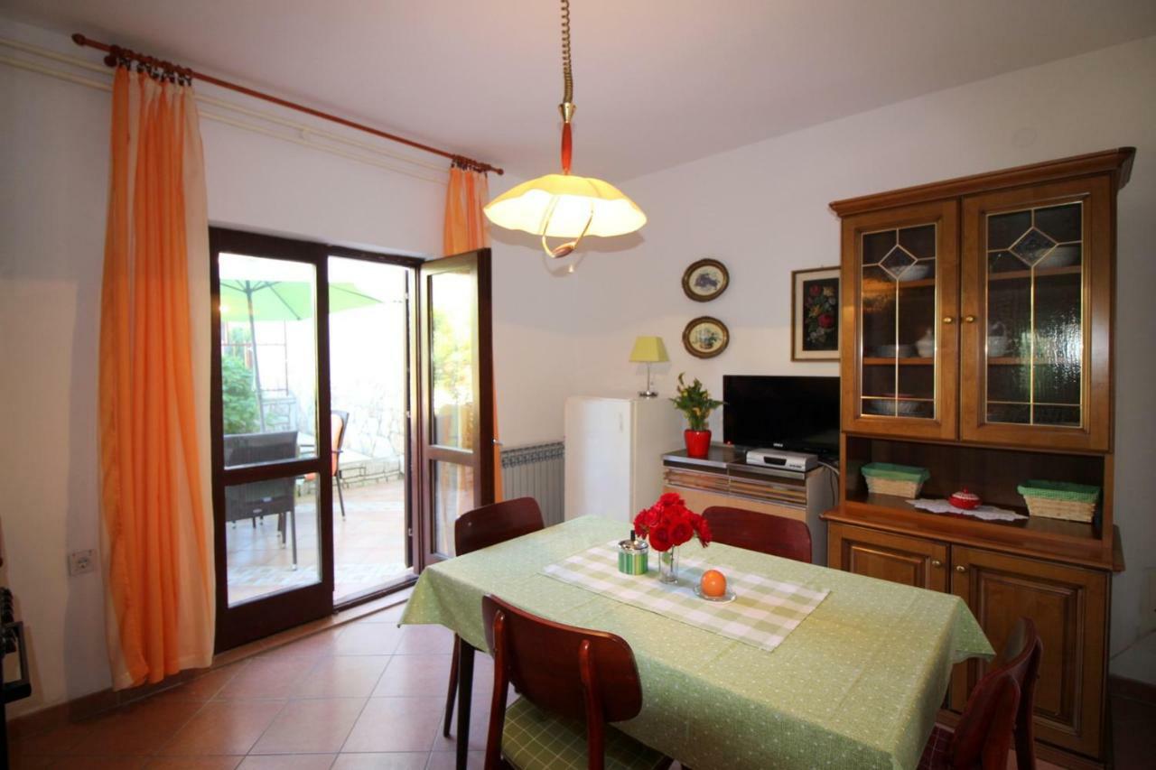 Apartment In Porec/Istrien 37093 Esterno foto